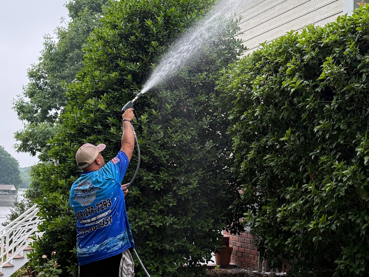 Blue Line Power Washing LLC Banner Image 2